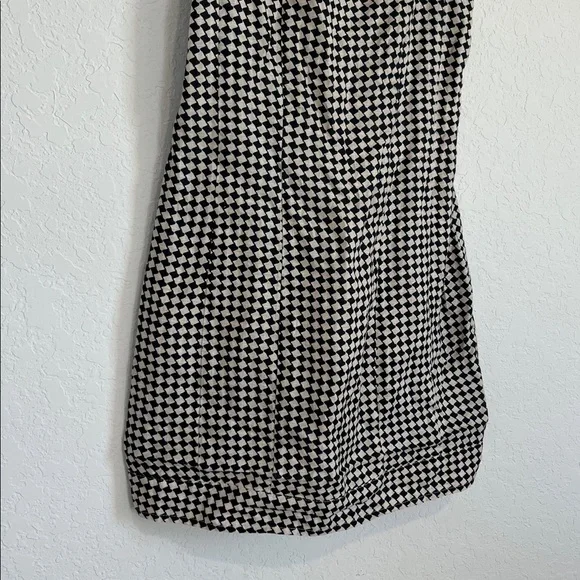 Dissh Houndstooth Mini Dress Black Cream - Picture 4 of 11
